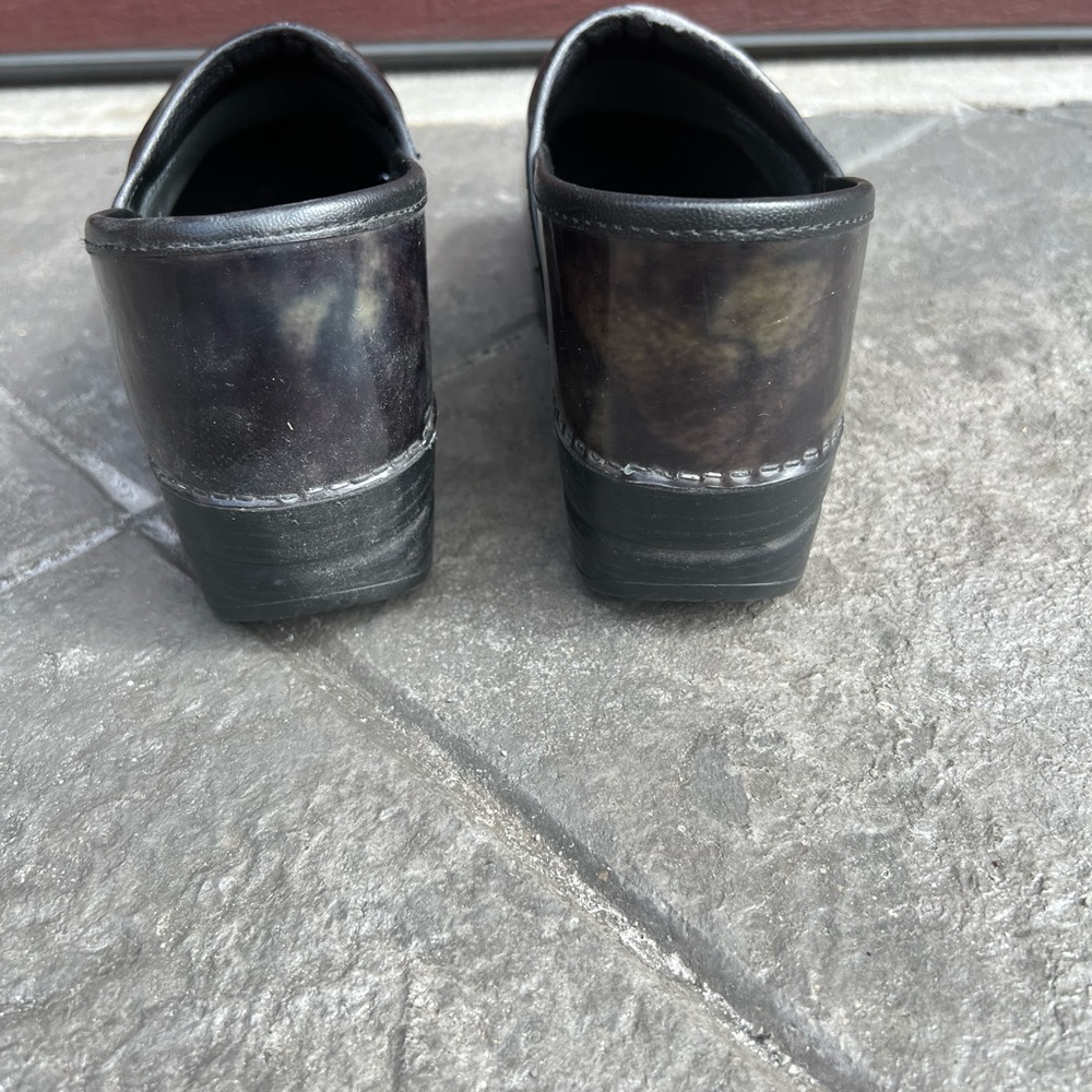 Dansko Clog Size 39 - image 5